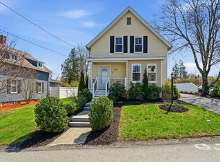 7 Cherry Street, Southborough, MA 01745