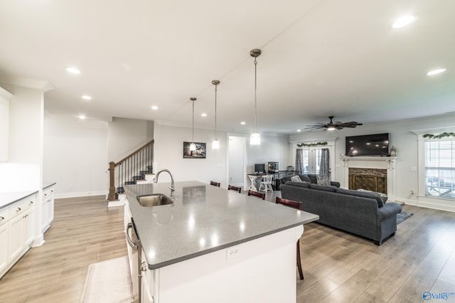 8230 Nantucket Circle, Owens Cross Roads, AL 35763