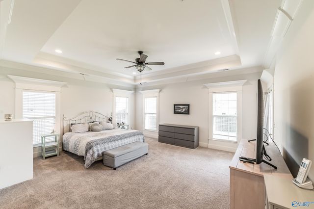8230 Nantucket Circle, Owens Cross Roads, AL 35763