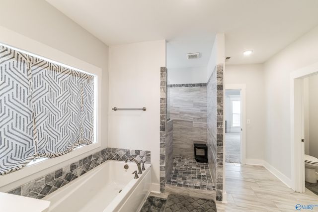 8230 Nantucket Circle, Owens Cross Roads, AL 35763