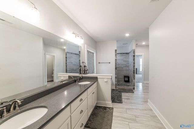 8230 Nantucket Circle, Owens Cross Roads, AL 35763