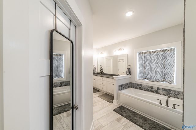 8230 Nantucket Circle, Owens Cross Roads, AL 35763
