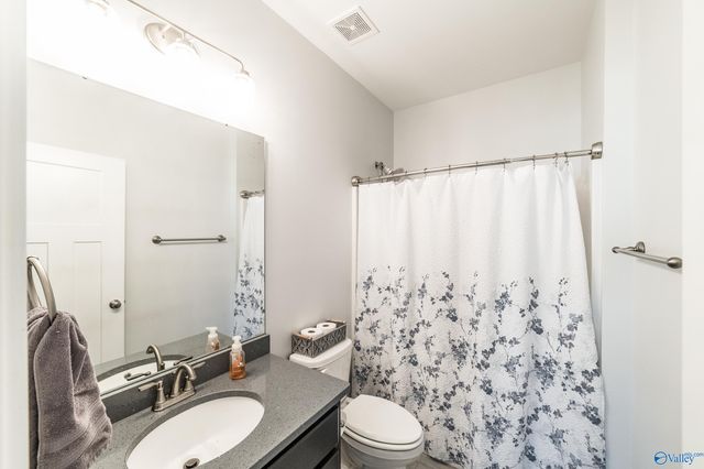 8230 Nantucket Circle, Owens Cross Roads, AL 35763