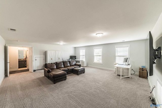 8230 Nantucket Circle, Owens Cross Roads, AL 35763
