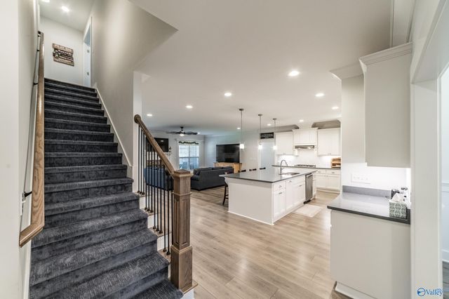 8230 Nantucket Circle, Owens Cross Roads, AL 35763