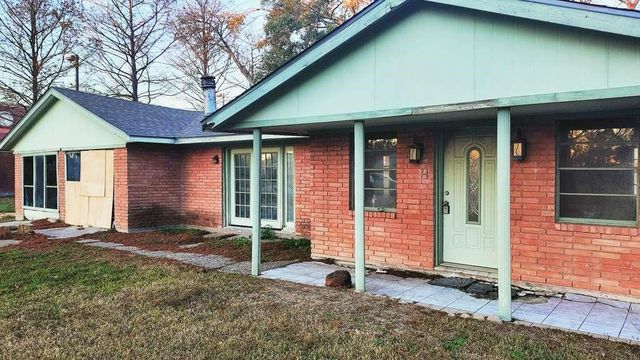 18219 Kings Lynn Street, Webster, TX 77058