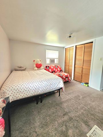 5635 S California Avenue, Chicago, IL 60629