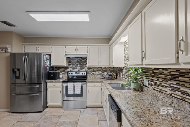 111 Tibidow Circle, Daphne, AL 36526
