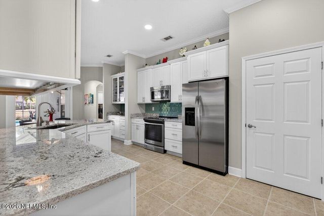 1314 HONEYSUCKLE Drive, St. Johns, FL 32259