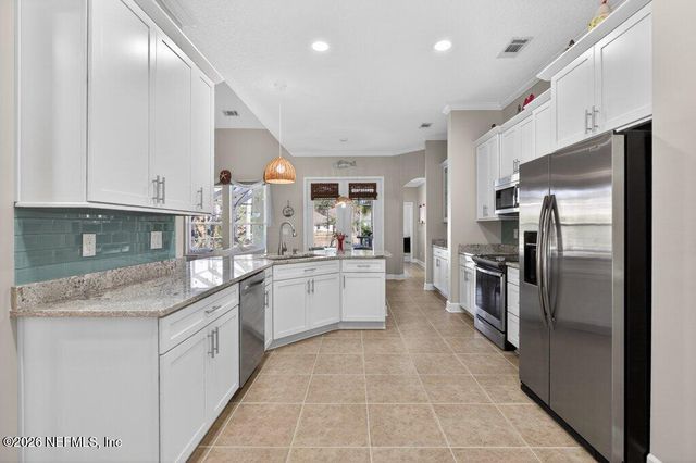 1314 HONEYSUCKLE Drive, St. Johns, FL 32259