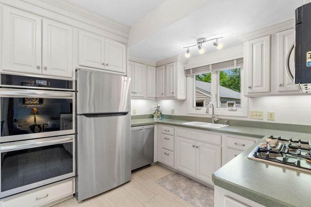 1820 Holton Street, Falcon Heights, MN 55113