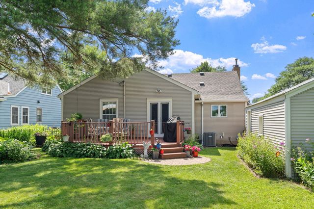 1820 Holton Street, Falcon Heights, MN 55113