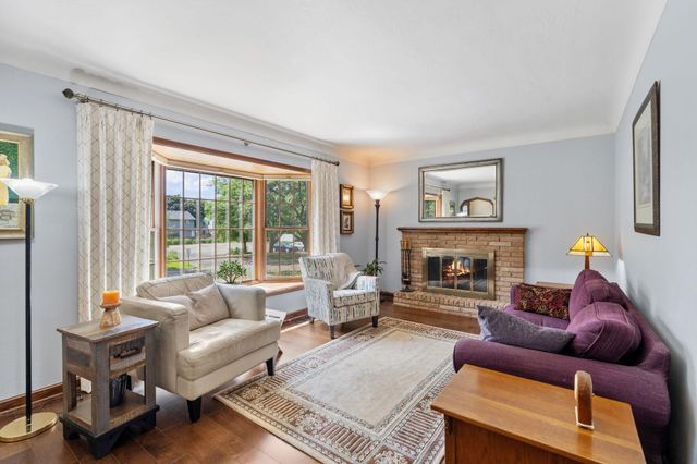 1820 Holton Street, Falcon Heights, MN 55113