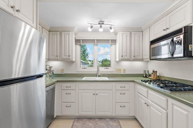 1820 Holton Street, Falcon Heights, MN 55113
