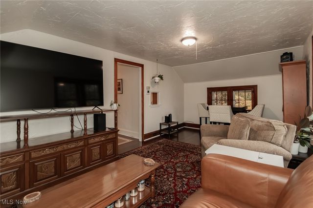 10331 Butternut Road, Chesterland, OH 44026