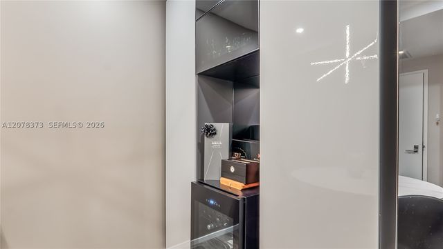 801 S Miami Ave 4407, Miami, FL 33130