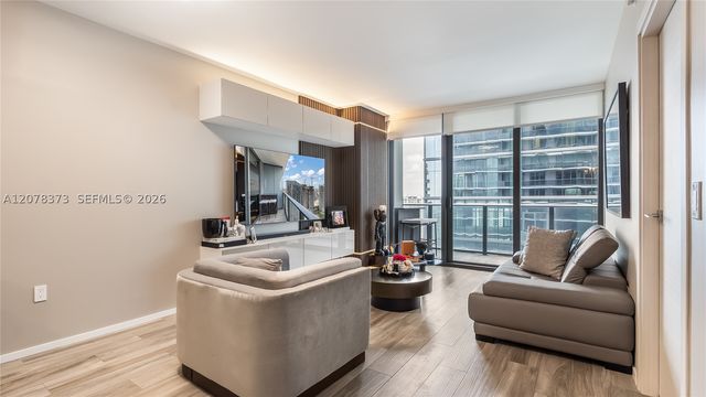 801 S Miami Ave 4407, Miami, FL 33130