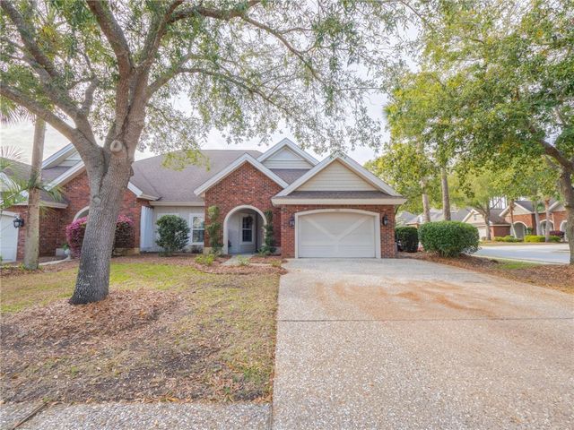 500 Fox Run Circle, Brunswick, GA 31525