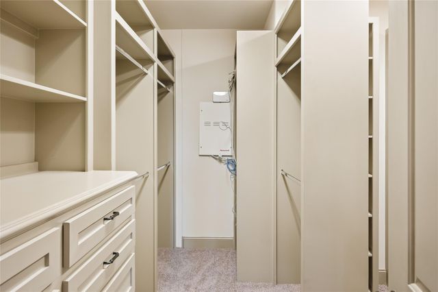 1655 Castle Ct, Houston, TX 77006