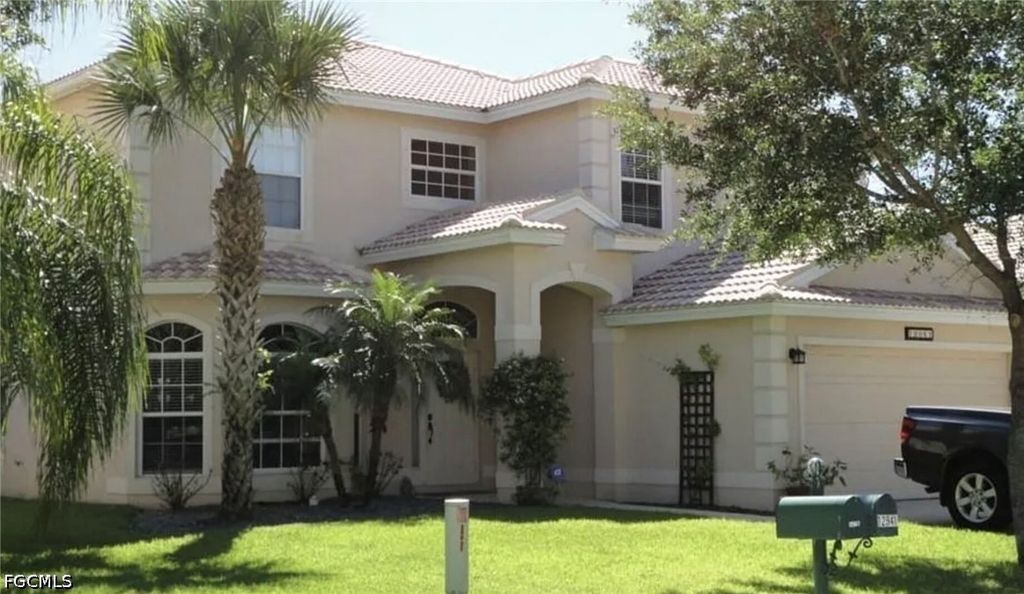 12941 Stone Tower LOOP, Fort Myers, FL 33913