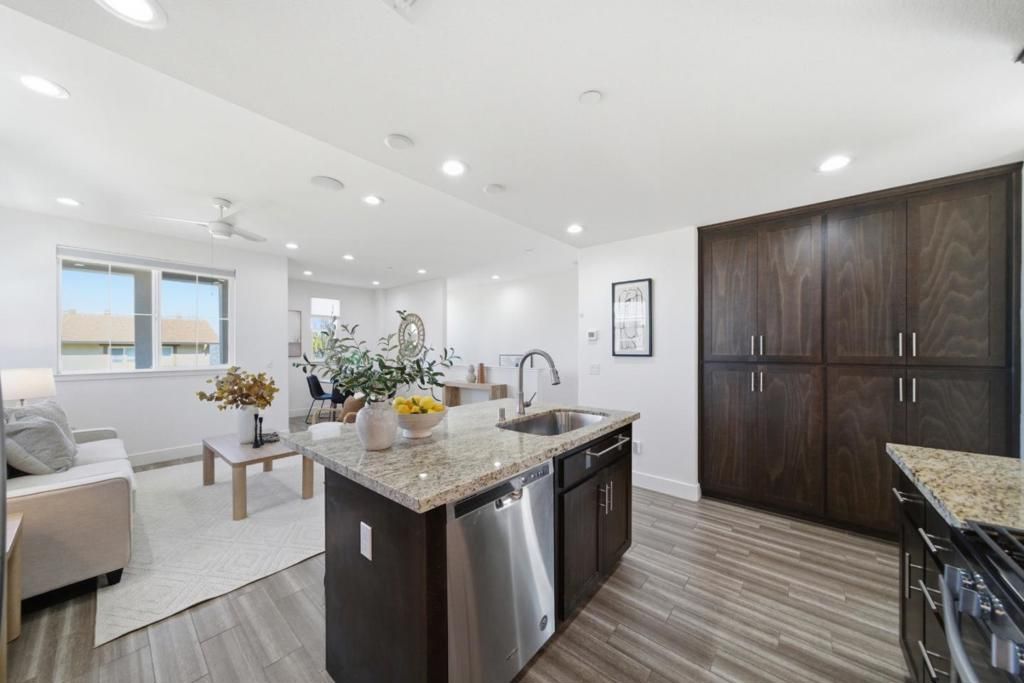 Image 10 of property listing at 4023 Clydesdale, Fremont, CA 94555