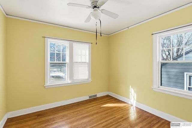 4657 William Street, Omaha, NE 68106