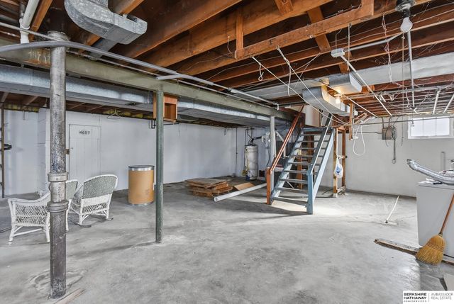 4657 William Street, Omaha, NE 68106