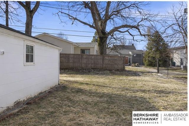 4657 William Street, Omaha, NE 68106