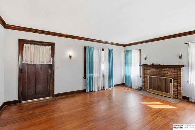 4657 William Street, Omaha, NE 68106