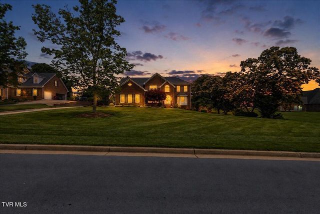 106 Sterling Springs Drive, Johnson City, TN 37604