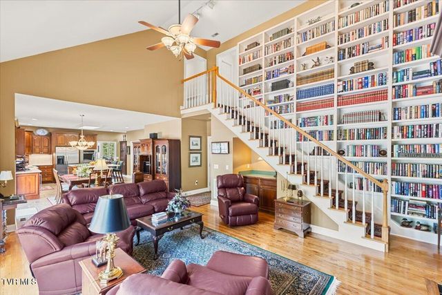106 Sterling Springs Drive, Johnson City, TN 37604