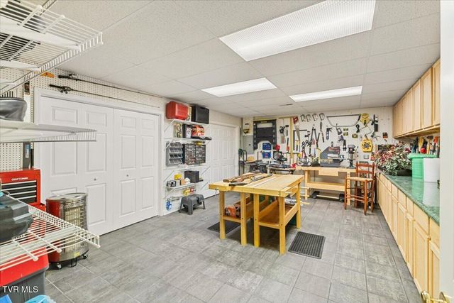 106 Sterling Springs Drive, Johnson City, TN 37604