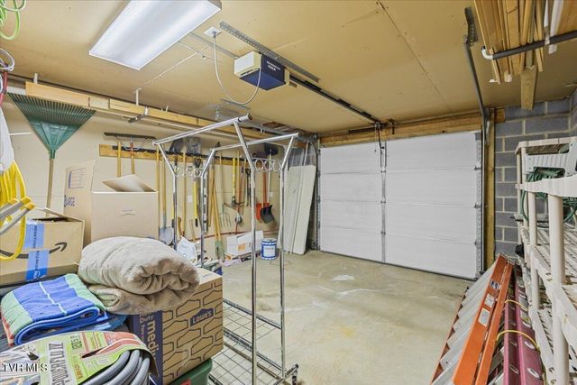 106 Sterling Springs Drive, Johnson City, TN 37604