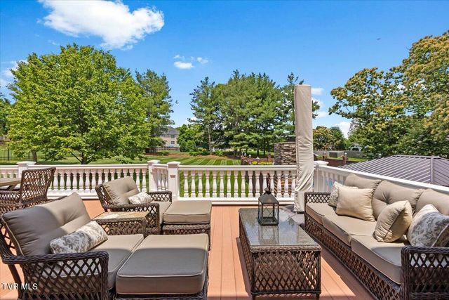 106 Sterling Springs Drive, Johnson City, TN 37604