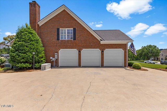 106 Sterling Springs Drive, Johnson City, TN 37604