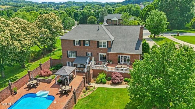 106 Sterling Springs Drive, Johnson City, TN 37604