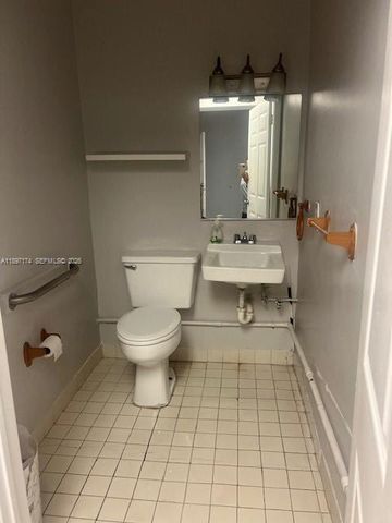 10431 NW 28th St E106, Doral, FL 33172