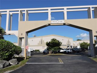 10431 NW 28th St E106, Doral, FL 33172