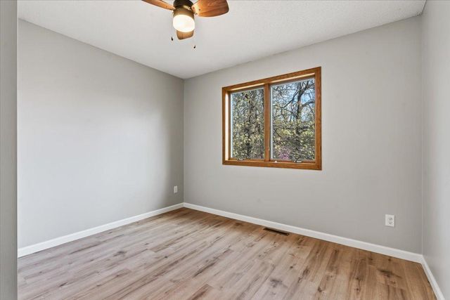 6130 Albert Lane, North Branch, MN 55056