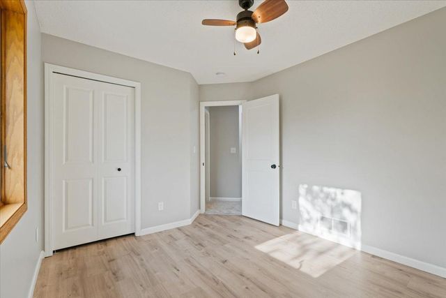 6130 Albert Lane, North Branch, MN 55056