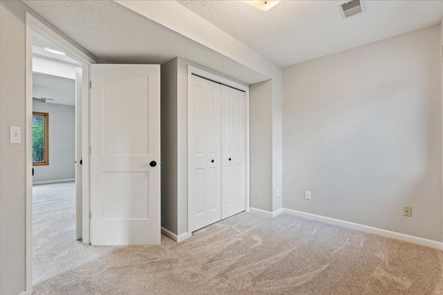 6130 Albert Lane, North Branch, MN 55056