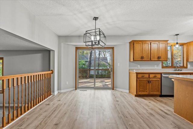 6130 Albert Lane, North Branch, MN 55056