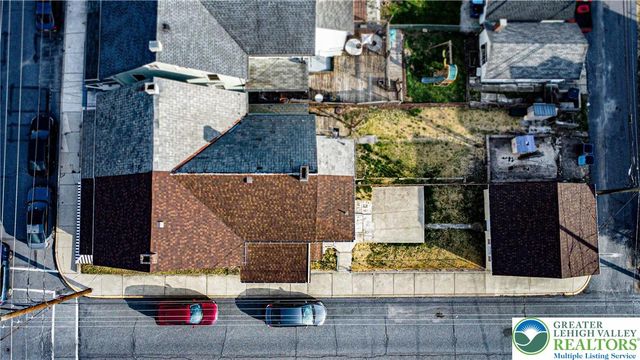 1566 Washington Avenue, Northampton Boro, PA 18067