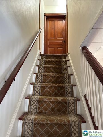 1566 Washington Avenue, Northampton Boro, PA 18067
