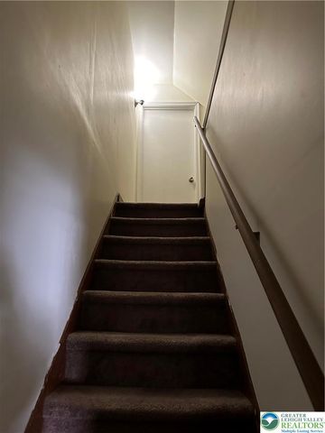 1566 Washington Avenue, Northampton Boro, PA 18067