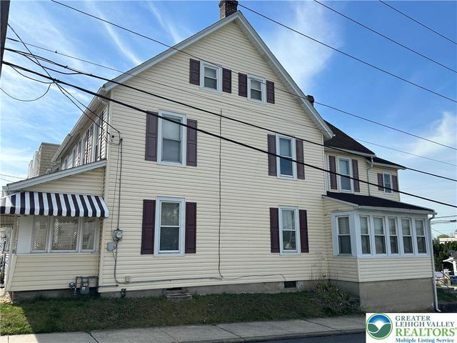 1566 Washington Avenue, Northampton Boro, PA 18067