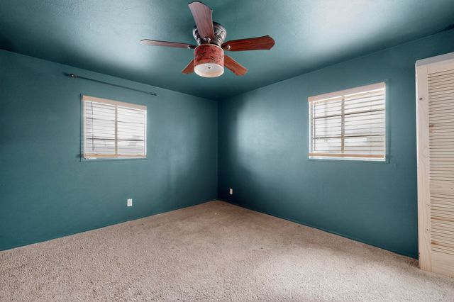 1722 Vermont Street NE, Albuquerque, NM 87110