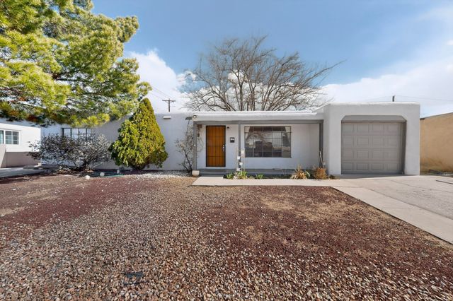 1722 Vermont Street NE, Albuquerque, NM 87110