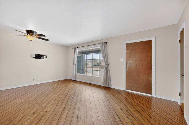 1722 Vermont Street NE, Albuquerque, NM 87110