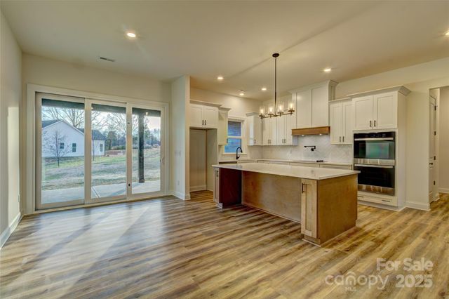 648 Kiser Road, Bessemer City, NC 28016